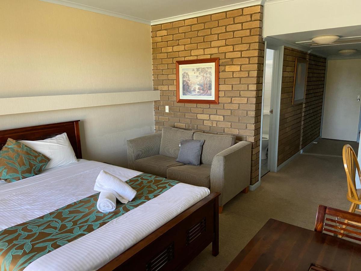 Abel Tasman Waterfront Motel Lakes Entrance Extérieur photo